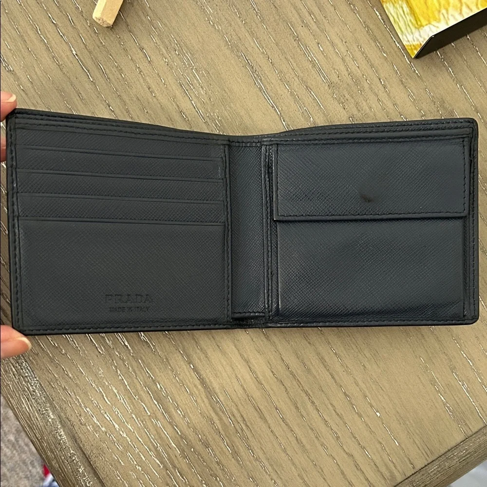 PRADA Embossed logo Saffiano leather bifold wallet Navy Model 224